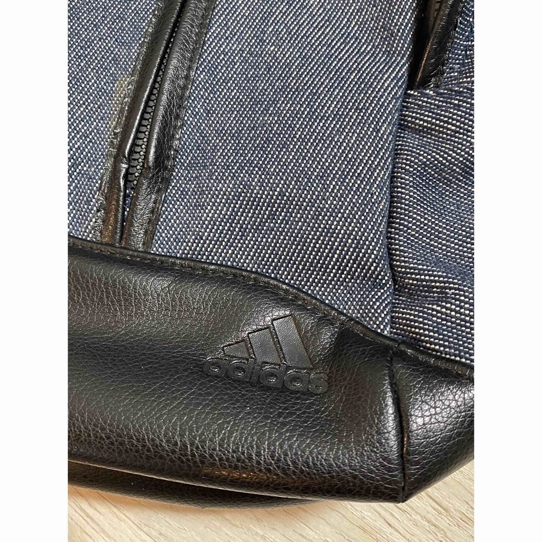 adidas(アディダス)のadidasバッグ メンズのバッグ(ショルダーバッグ)の商品写真