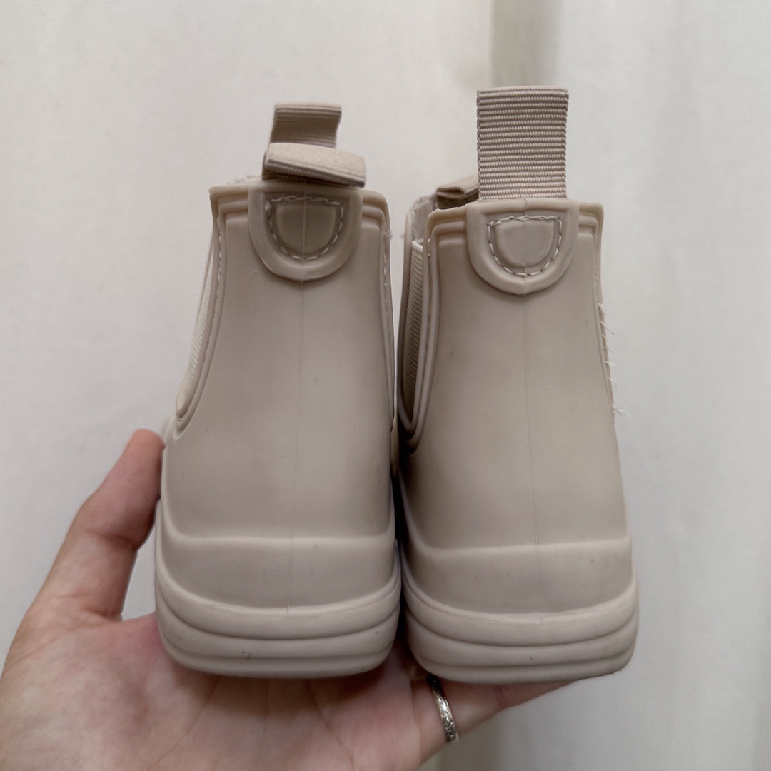 ZARA KIDS(ザラキッズ)のzarakids 23 キッズ/ベビー/マタニティのベビー靴/シューズ(~14cm)(ブーツ)の商品写真