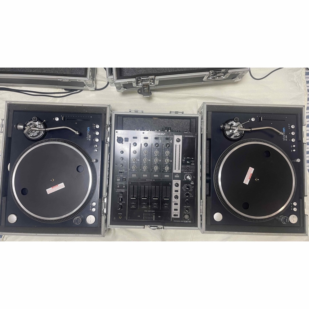 Pioneer DJM-750 ハードケース付 ミキサーとターンテーブル