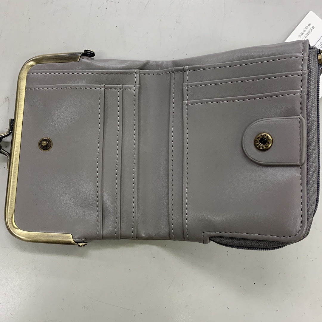 アクレ ACLE 二つ折り 財布