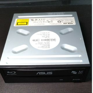 エイスース(ASUS)のASUS BW-16D1HT ブルーレイドライブ(PC周辺機器)