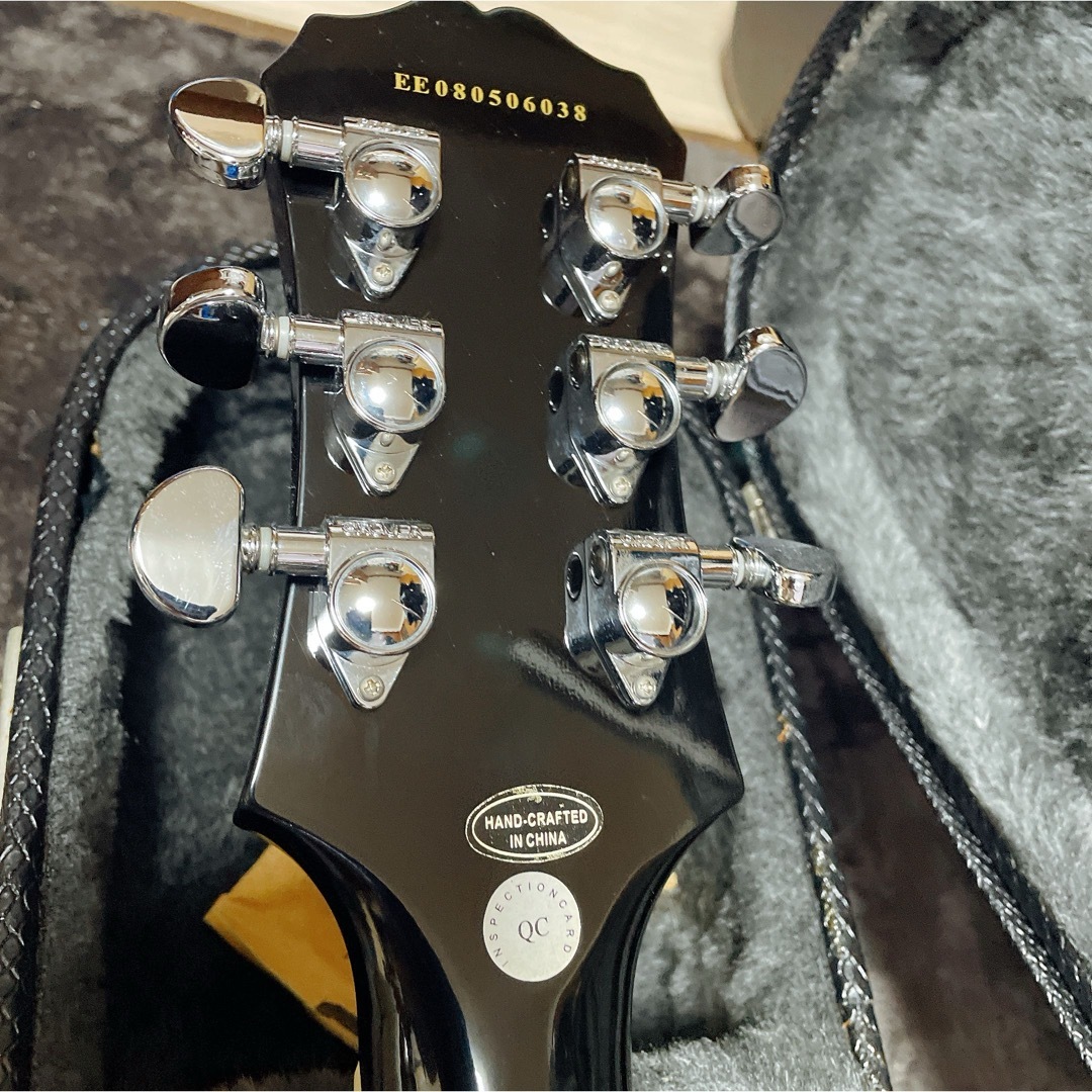 Epiphone(エピフォン)の美品Epiphone(エピフォン)レスポール 楽器のギター(エレキギター)の商品写真