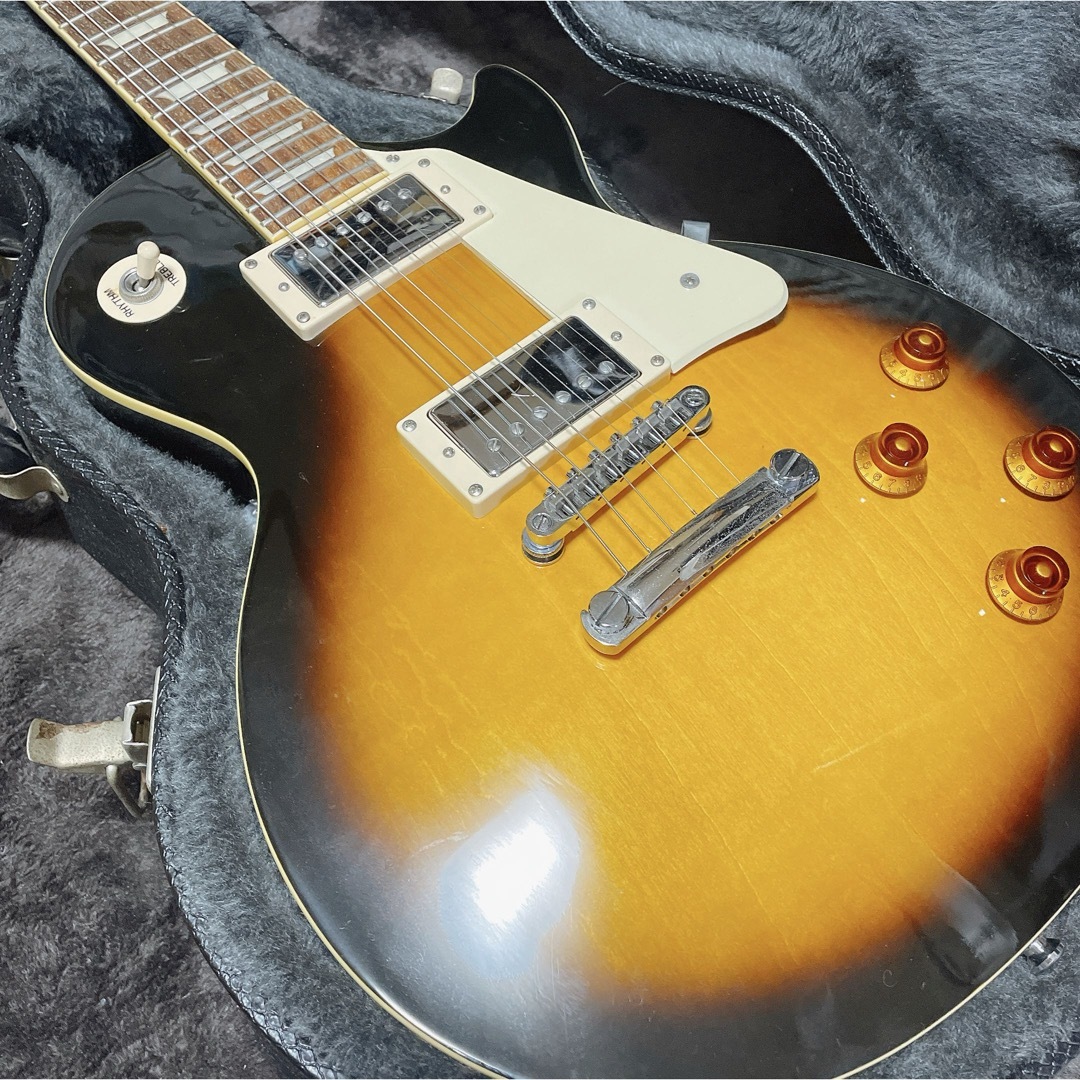 Epiphone(エピフォン)の美品Epiphone(エピフォン)レスポール 楽器のギター(エレキギター)の商品写真