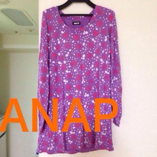 アナップ(ANAP)の花柄カットソーワンピ(カットソー(長袖/七分))