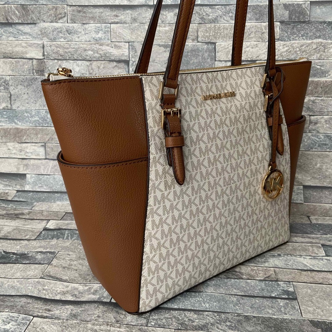 Michael Kors - ◇◇◇ シグネチャー トートバッグ《MICHAEL KORS