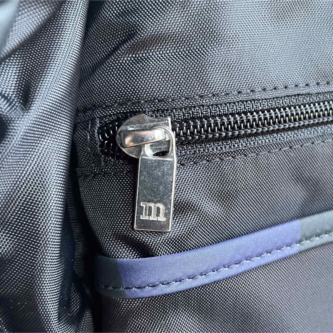marimekko(マリメッコ)のハム様専用 新品 マリメッコ Lolly キヴェット ダークブルー×ブラック レディースのバッグ(リュック/バックパック)の商品写真