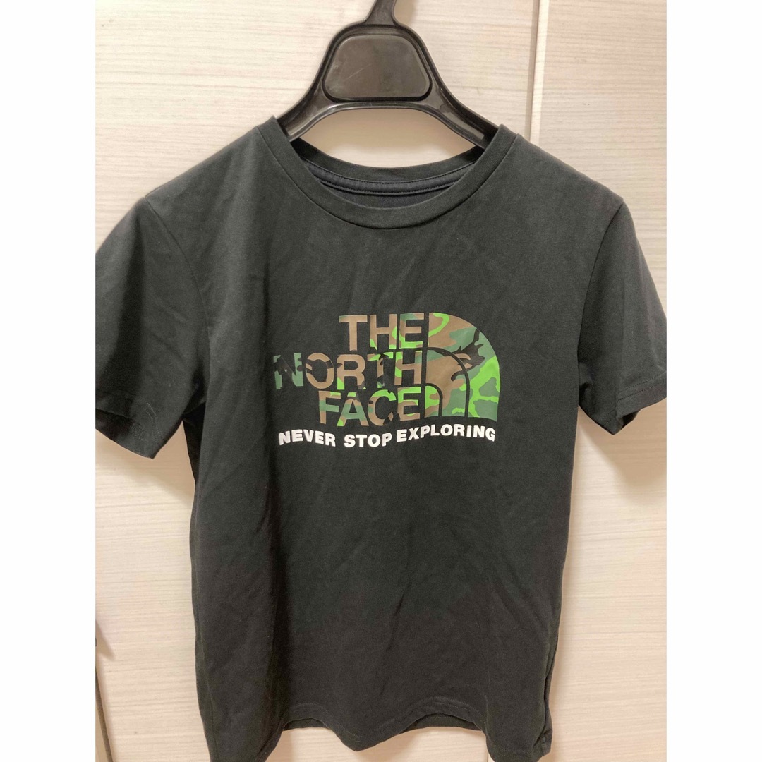 THE NORTH FACE(ザノースフェイス)のティシャツ キッズ/ベビー/マタニティのキッズ服男の子用(90cm~)(Tシャツ/カットソー)の商品写真