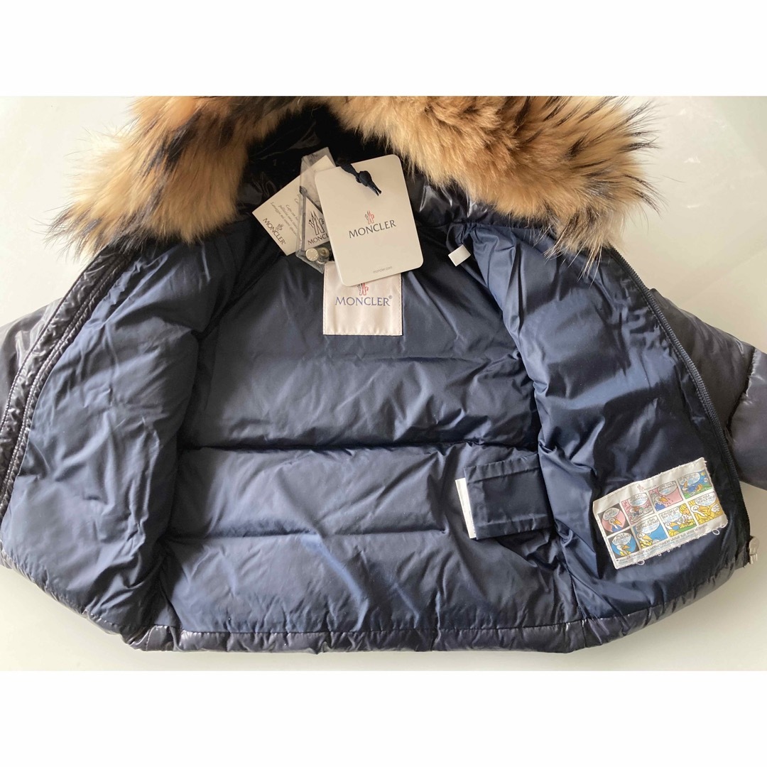 moncler モンクレール　ダウン　ジャケット　コート　キッズ