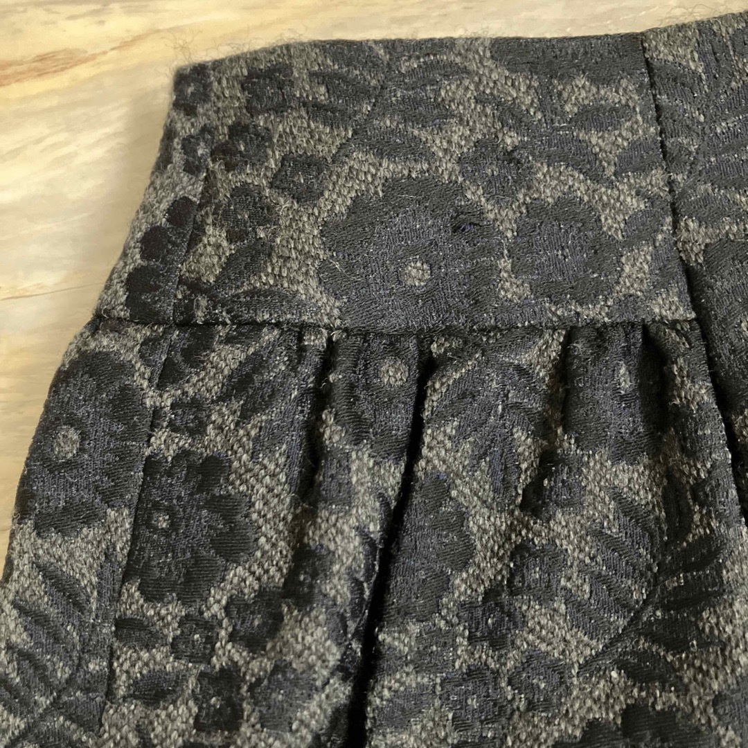 Ballsey(ボールジィ)のボールジィ　トゥモローランド　ウールジャガードコクーンスカート　日本製 レディースのスカート(ひざ丈スカート)の商品写真
