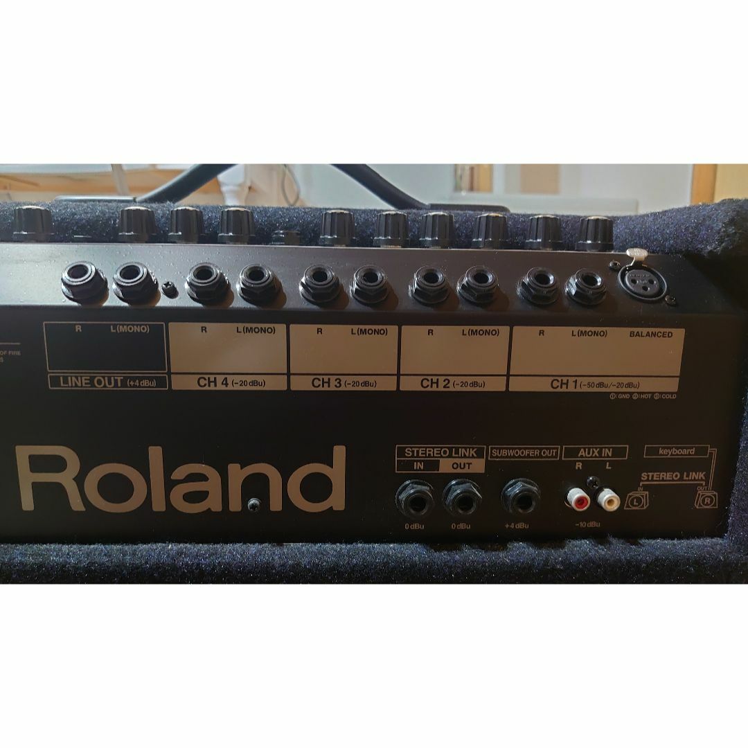 Roland(ローランド)のRoland KC-350 楽器の鍵盤楽器(キーボード/シンセサイザー)の商品写真