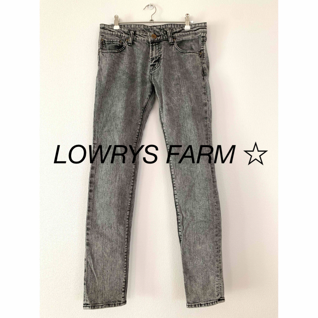 LOWRYS FARM(ローリーズファーム)の専用★LOWRYS FARM ☆レギンスパンツ グレー+GU白タイトスカート レディースのパンツ(デニム/ジーンズ)の商品写真