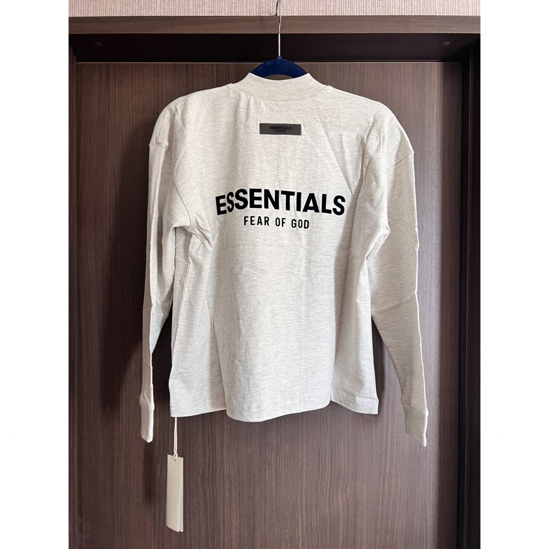 Essential(エッセンシャル)の新品 ESSENTIALSキッズ エッセンシャルズ FOG FEAROFGOD  キッズ/ベビー/マタニティのキッズ服男の子用(90cm~)(Tシャツ/カットソー)の商品写真