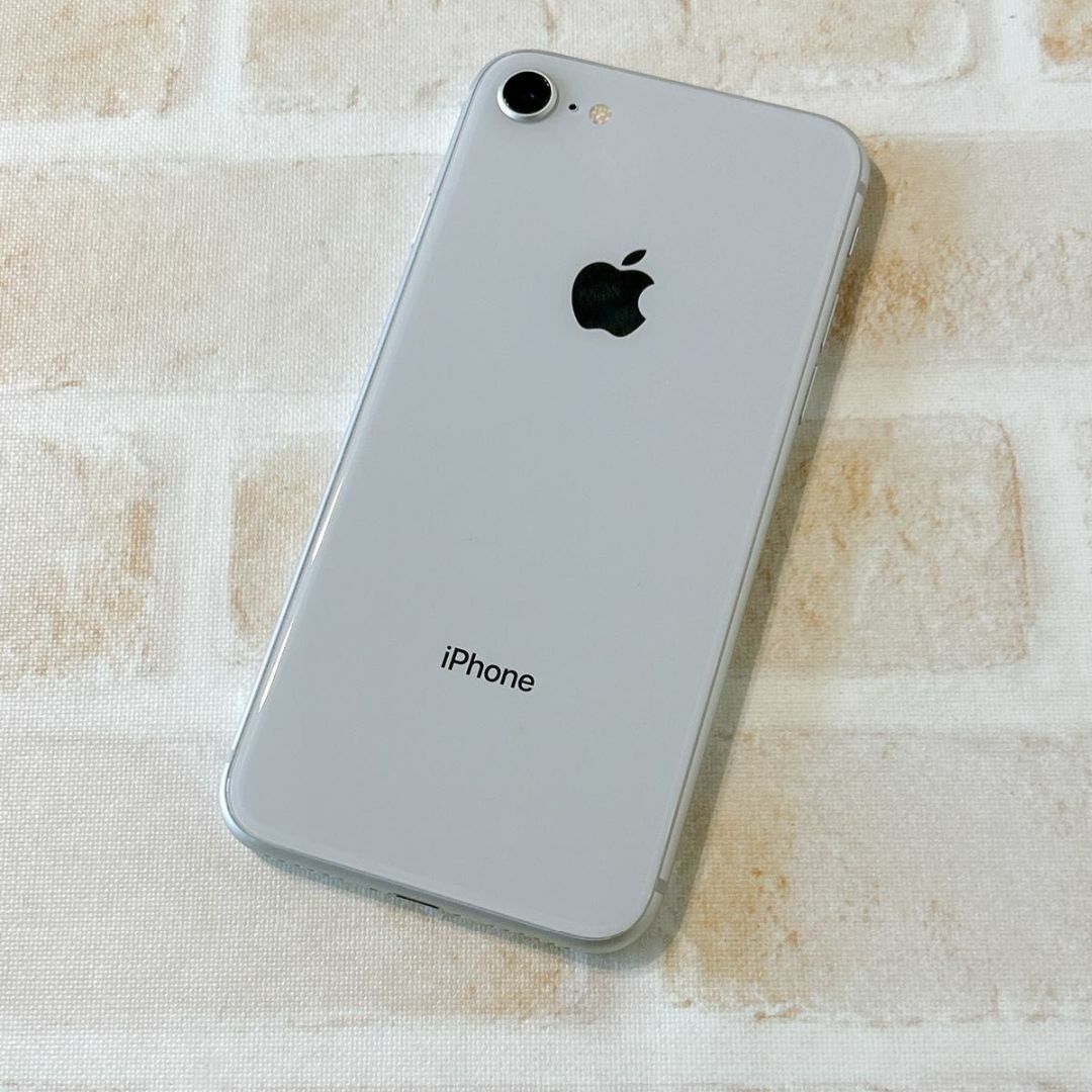 iPhone8 シルバー SIMフリー 64G