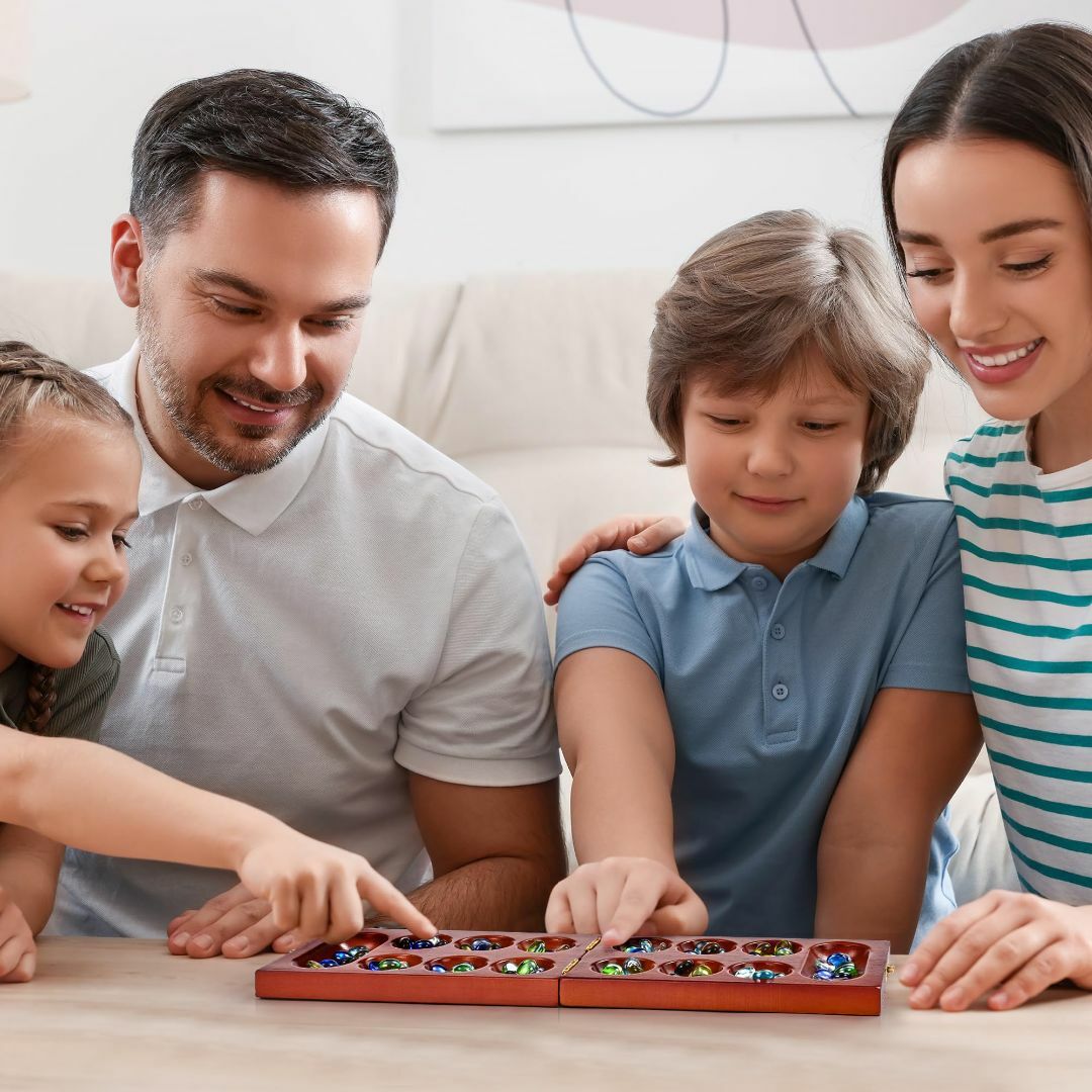 ropoda Mancala ボードゲームセット 折りたたみラバーウッドボード  キッズ/ベビー/マタニティのキッズ/ベビー/マタニティ その他(その他)の商品写真