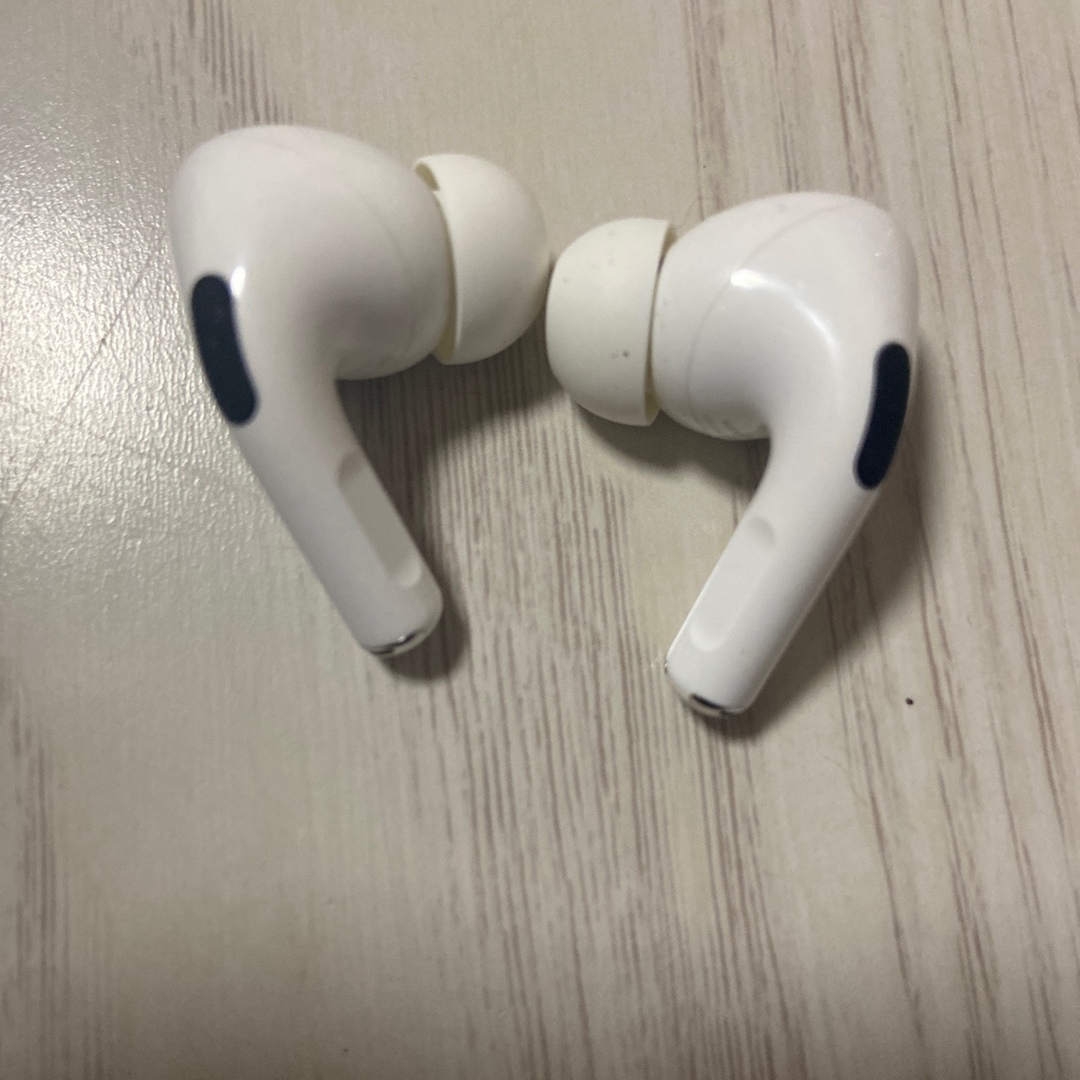 AirPods Pro イヤホン 両耳 - ヘッドフォン/イヤフォン