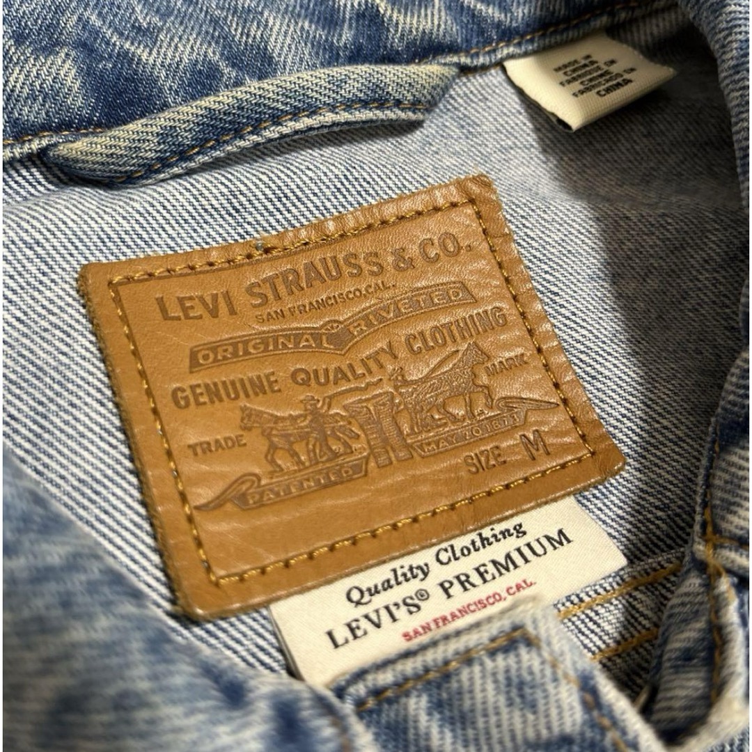 Levi's(リーバイス)の美品✨ リーバイス ラインストーン  Gジャン レディースのジャケット/アウター(Gジャン/デニムジャケット)の商品写真