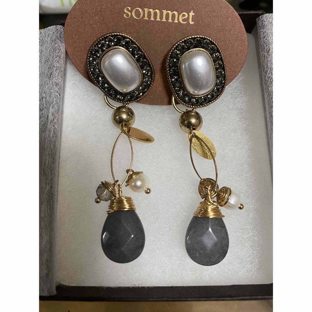 sommet  ヴィンテージボタンピアス