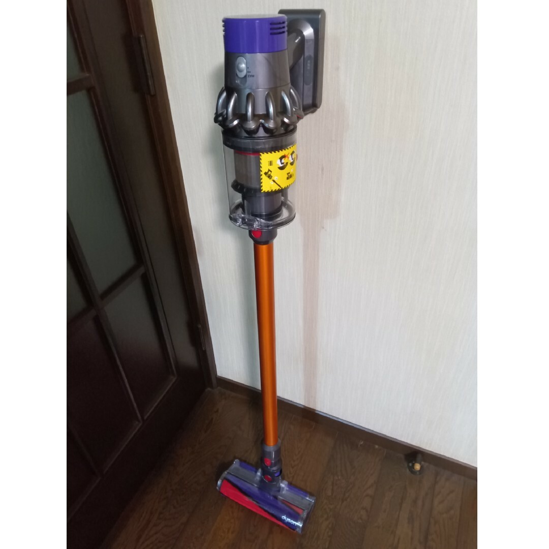 Dyson(ダイソン)の■ダイソン  V10-sv12 fluffy ■メンテ済み/動作良好品です スマホ/家電/カメラの生活家電(掃除機)の商品写真