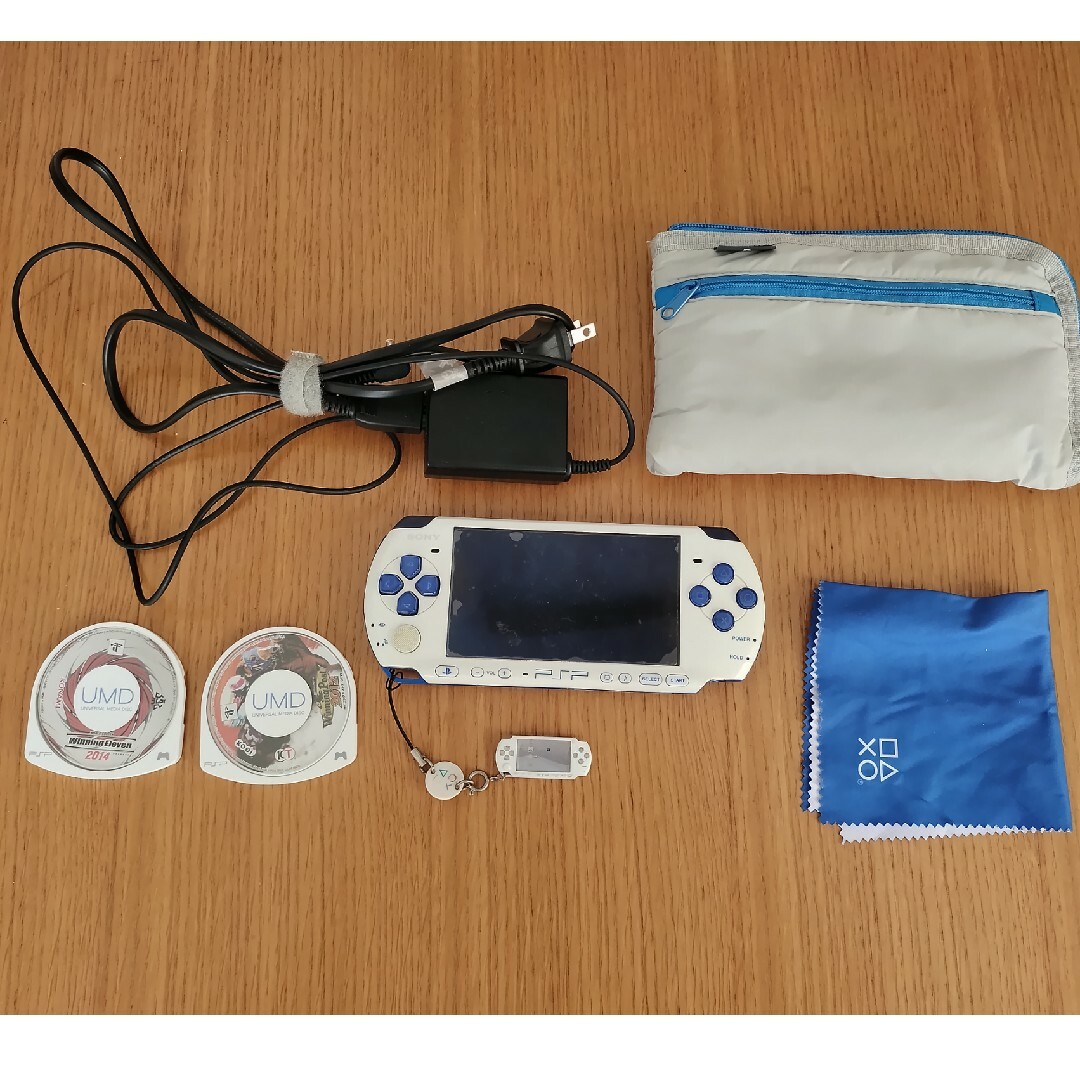 ついに再入荷！ PSP -<中古>PSPバリューパック 3000 ホワイトブルー