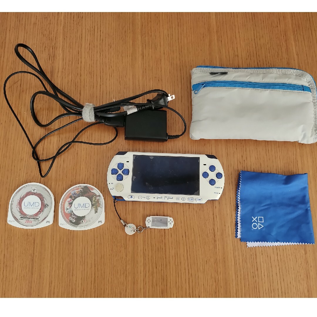 PSP3000 ホワイト　ジャンク　ソフト付けます！