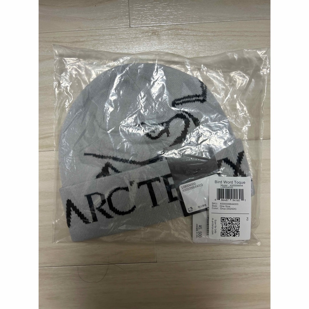 ARC'TERYX(アークテリクス)の新品！！　アークテリクス　ニット帽　BIRD WORD TOQUE メンズの帽子(ニット帽/ビーニー)の商品写真