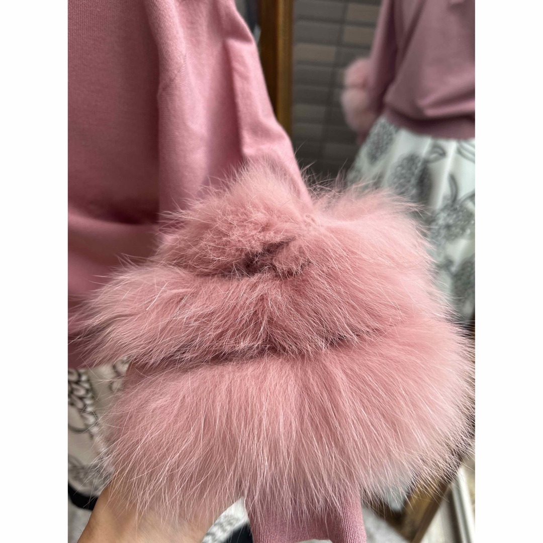 綺麗なお姉さんのウィルセレクションフォックスファーニットトップス 4