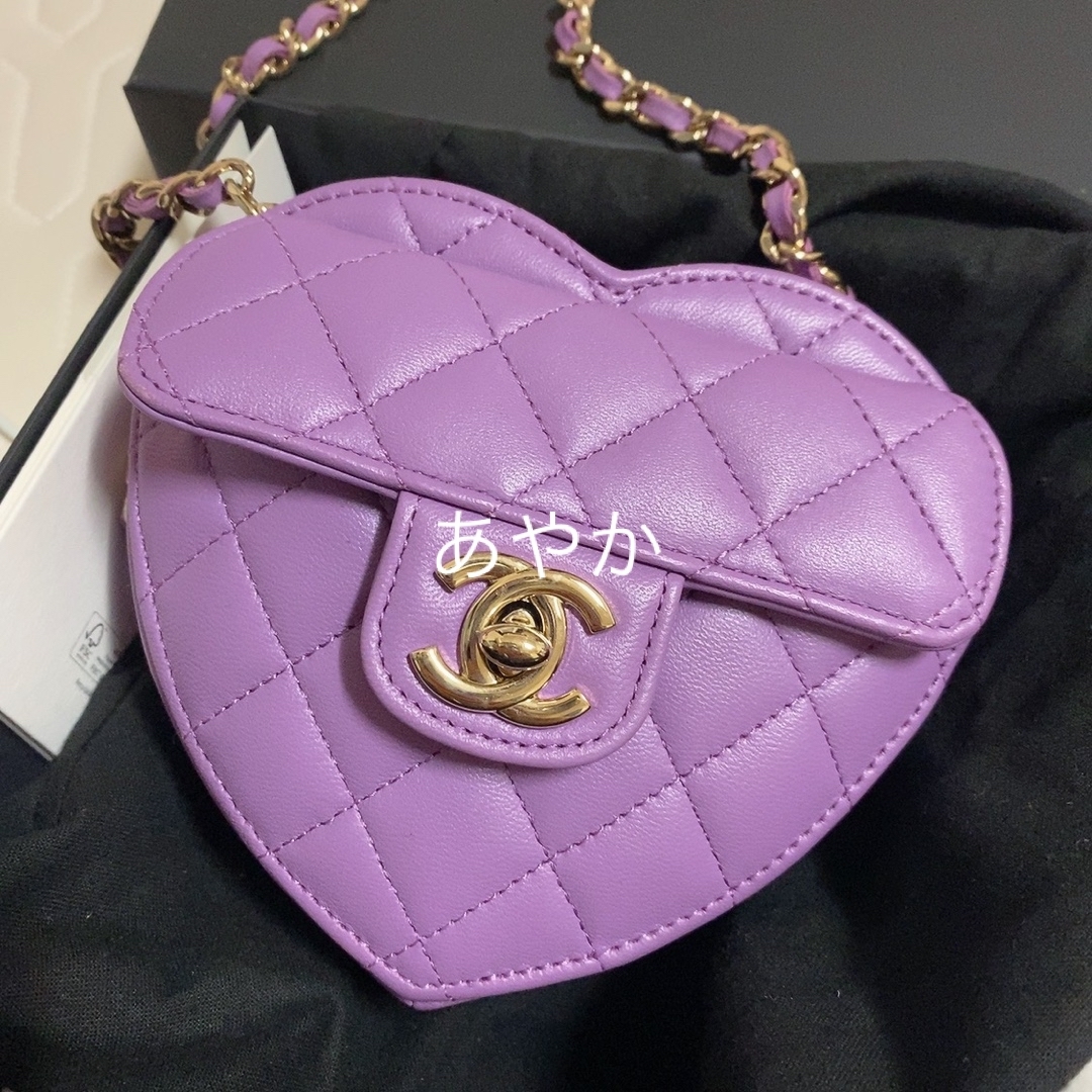 CHANEL(シャネル)のシャネルマトラッセ ハートバッグ　ショルダーバッグ　ミニ　パープル　紫 レディースのバッグ(ショルダーバッグ)の商品写真