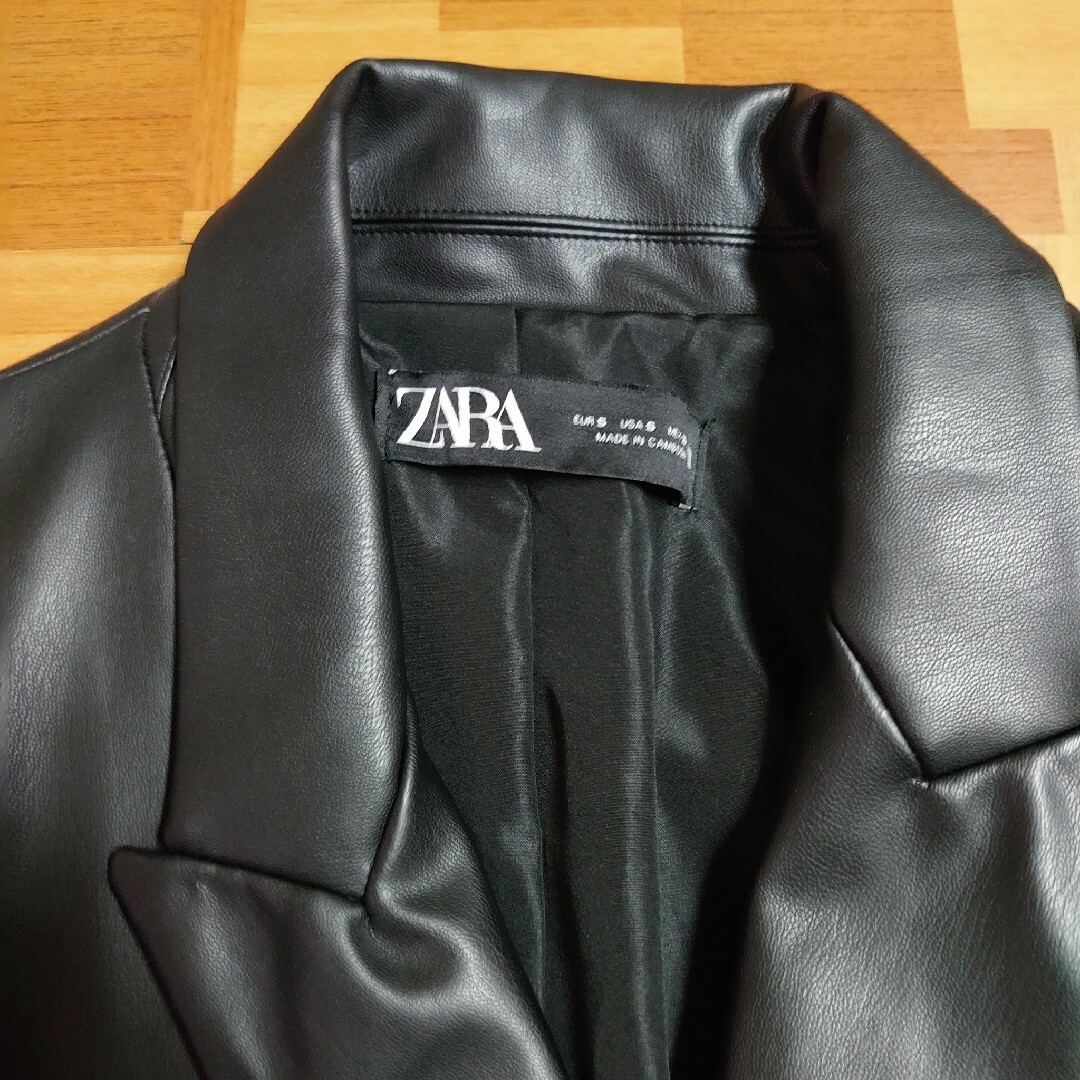 ZARA(ザラ)のZARA レザージャケット レディースのジャケット/アウター(テーラードジャケット)の商品写真