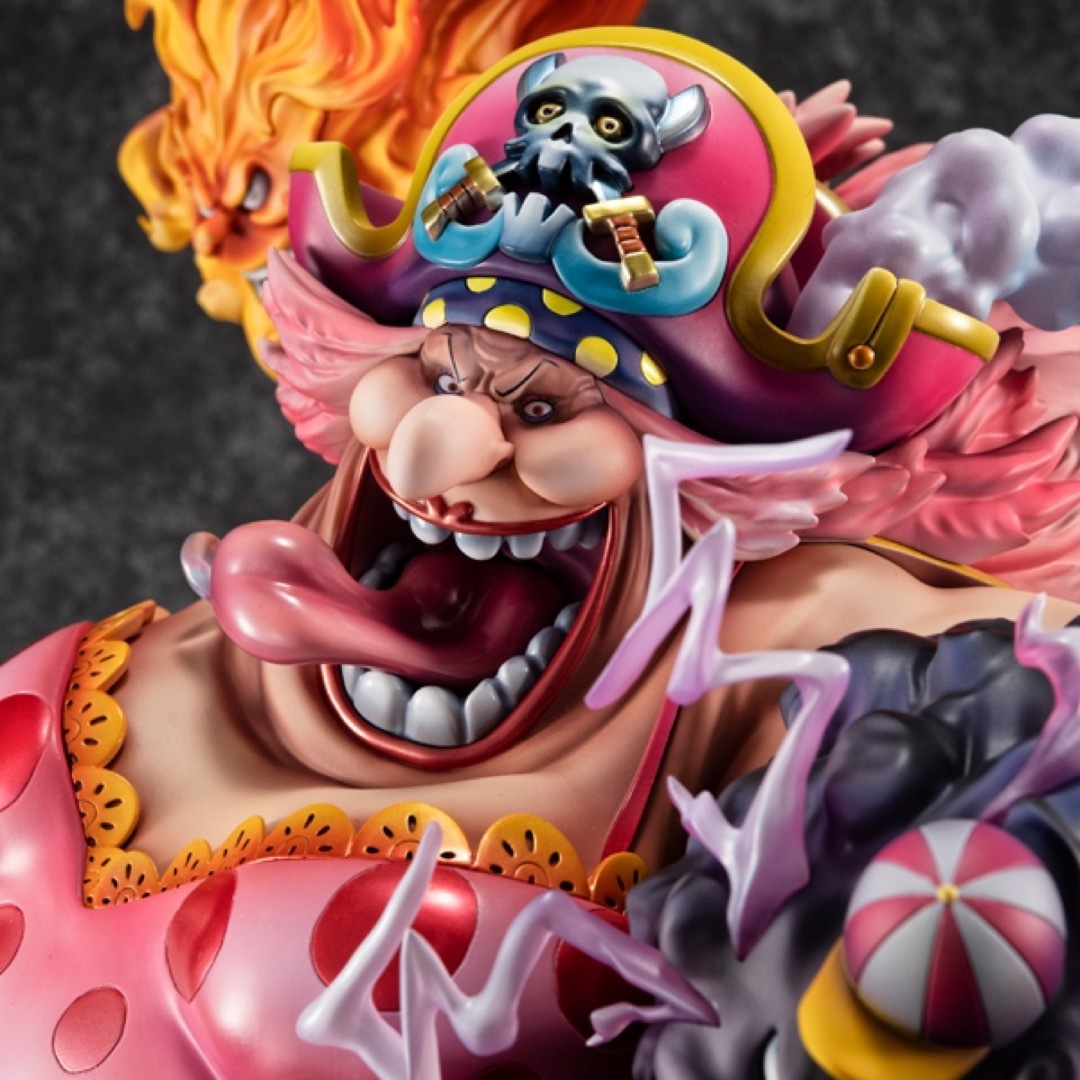 ONE PIECE(ワンピース)のpop ビッグマム　シャーロット　リンリン　新品未開封フィギュア　ワンピース エンタメ/ホビーのおもちゃ/ぬいぐるみ(キャラクターグッズ)の商品写真