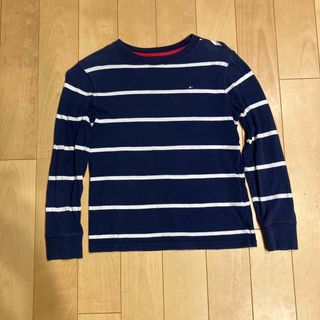 トミーヒルフィガー(TOMMY HILFIGER)のトミー　長袖Tシャツ　130センチ(Tシャツ/カットソー)