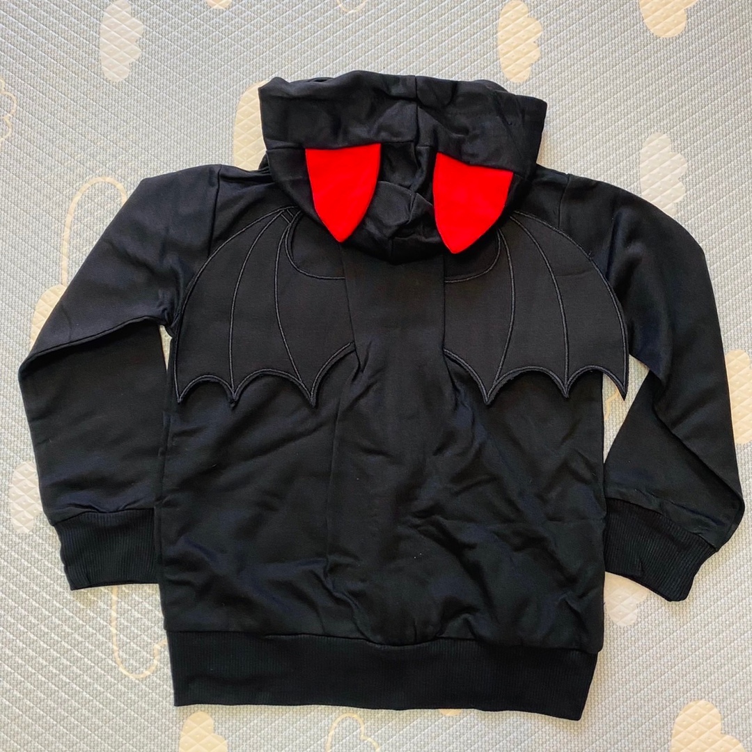 【専用】ハロウィン キッズ デビルコスプレ 仮装 衣装 ブラック130 エンタメ/ホビーのコスプレ(衣装一式)の商品写真