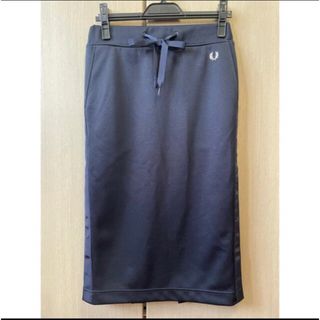 フレッドペリー(FRED PERRY)のフレッドペリー ミュベール　10(ひざ丈スカート)