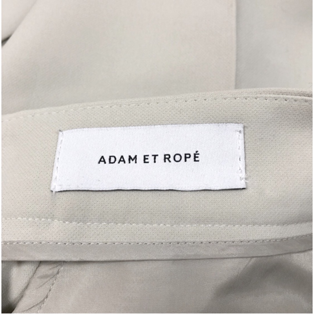 Adam et Rope'(アダムエロぺ)の定15000円【アダムエロペ】ストレッチテーパードタックパンツ　テーパードパンツ レディースのパンツ(カジュアルパンツ)の商品写真