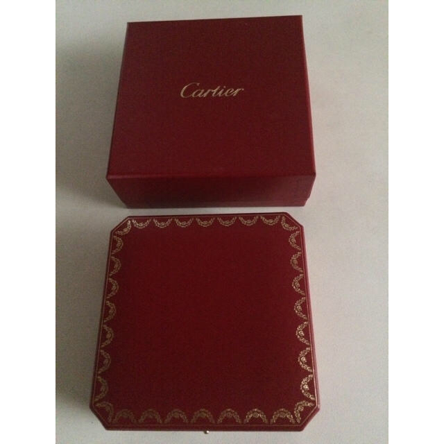 Cartier(カルティエ)の【超美品】カルティエ☆クロスダイヤネックレス☆11石☆ピンクゴールド レディースのアクセサリー(ネックレス)の商品写真