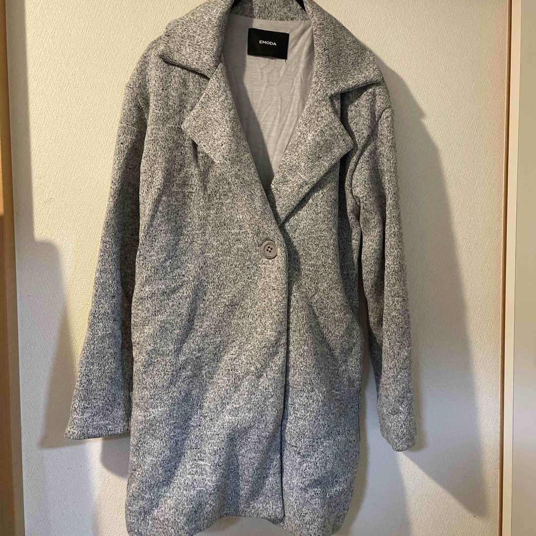 EMODA(エモダ)の美品♡EMODA グレー コート♡ レディースのジャケット/アウター(ロングコート)の商品写真