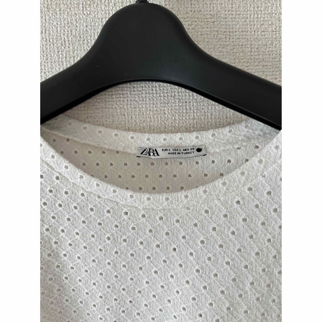 ZARA(ザラ)の【ZARA】レースTシャツ レディースのトップス(Tシャツ(半袖/袖なし))の商品写真