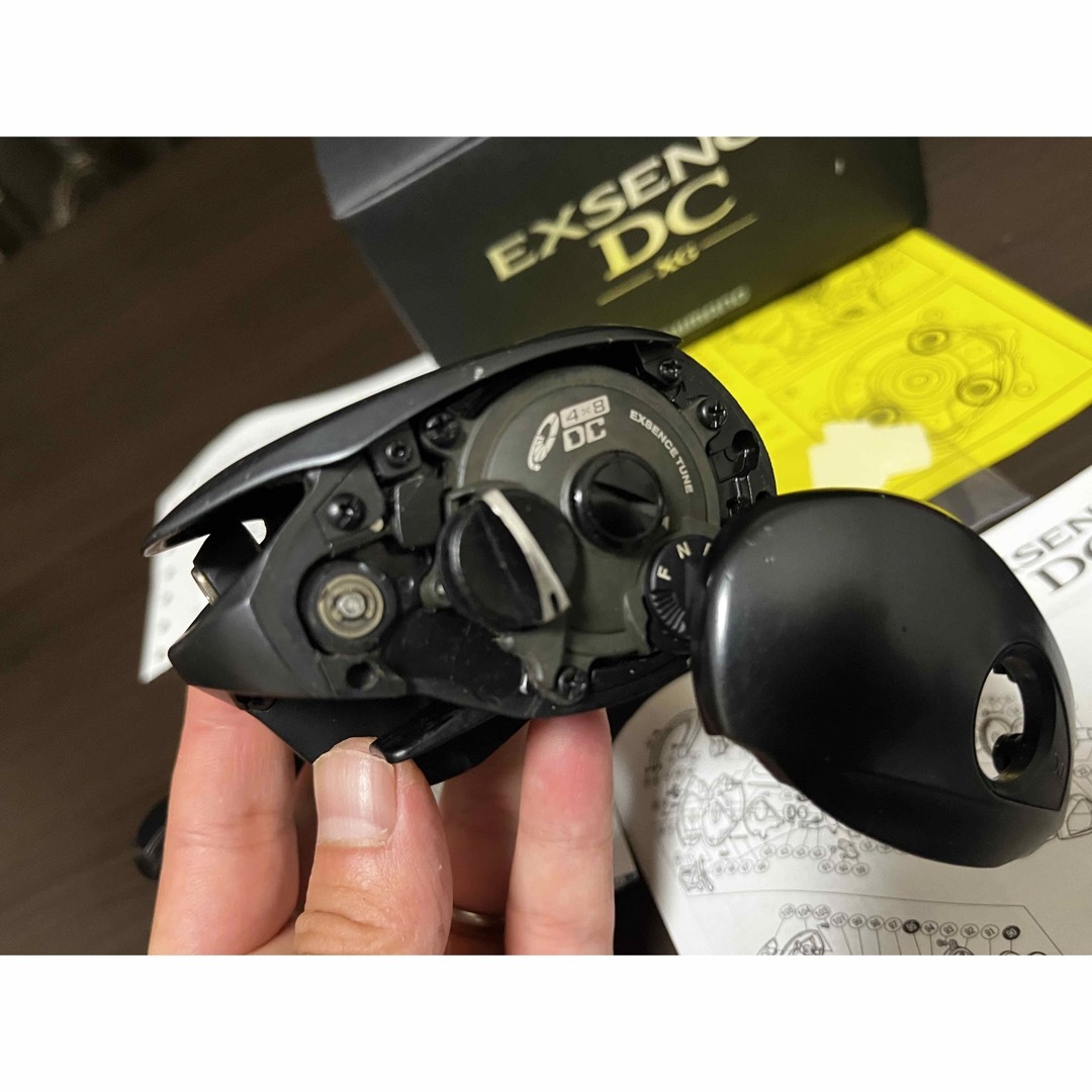 【未使用】17エクスセンス DC XG 右ハンドル シマノ