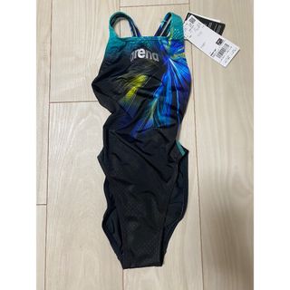 アリーナ(arena)の【新品】arena 競泳水着AQUA ADVANCED リミック(クロスバック)(水着)