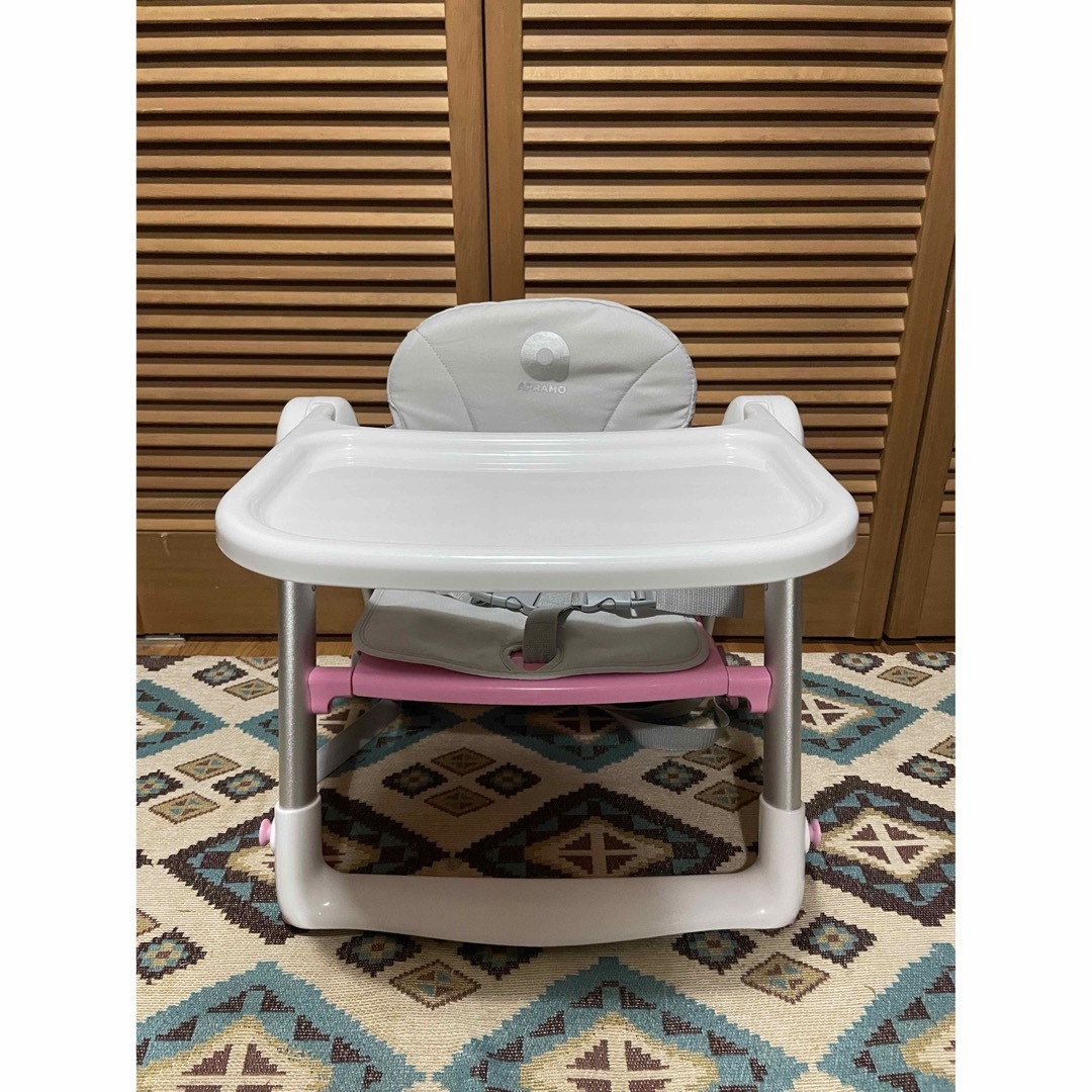 日本育児　APRAMO ベビーローチェア　折り畳み インテリア/住まい/日用品の椅子/チェア(折り畳みイス)の商品写真