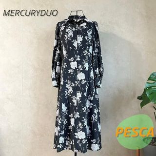 マーキュリーデュオ(MERCURYDUO)の【美品】マーキュリーデュオ　ロングフラワーワンピース(ロングワンピース/マキシワンピース)