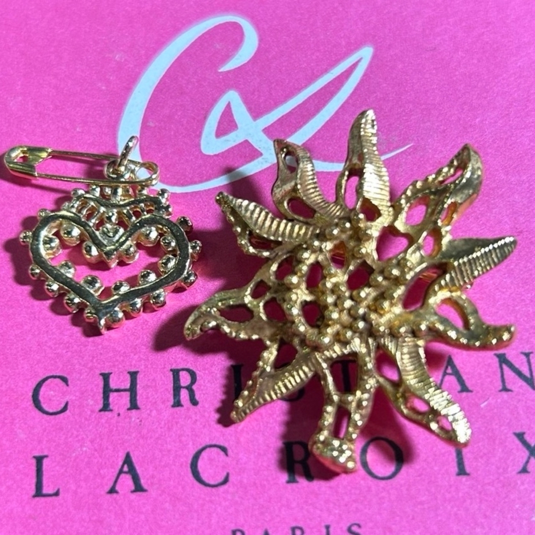 Christian Lacroix - クリスチャンラクロワ ブローチ 2個セットの通販
