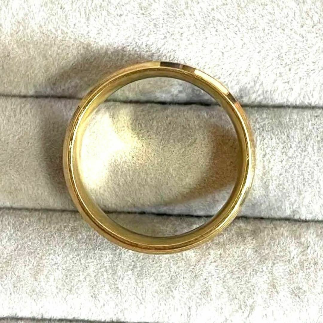 指輪　メンズ　ゴールド　タングステン　ヒップホップ　海外　カーボン　金色　ウッド レディースのアクセサリー(リング(指輪))の商品写真
