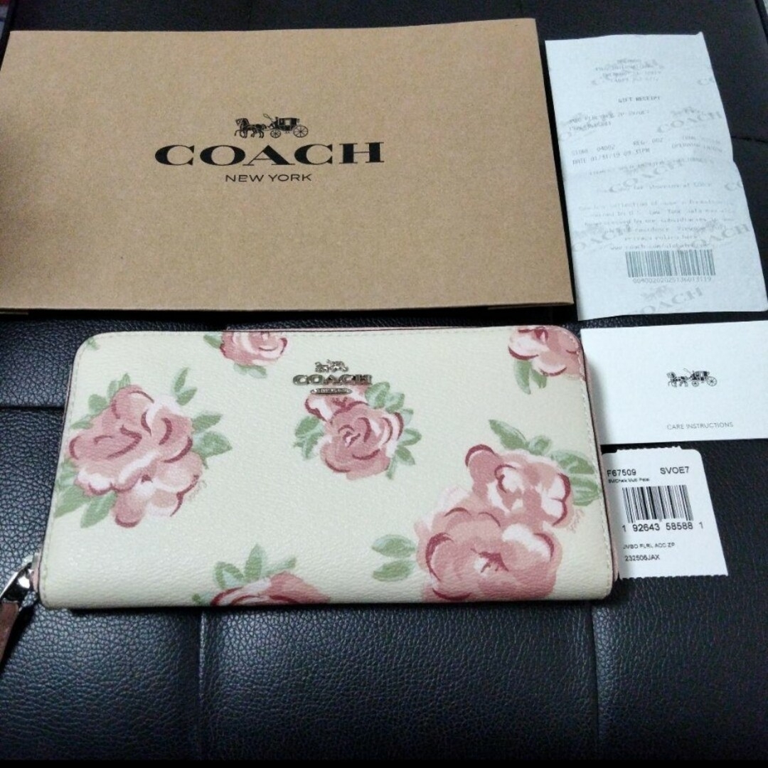 COACH - 【新品未使用】COACH コーチ 長財布 花柄 ホワイトの+