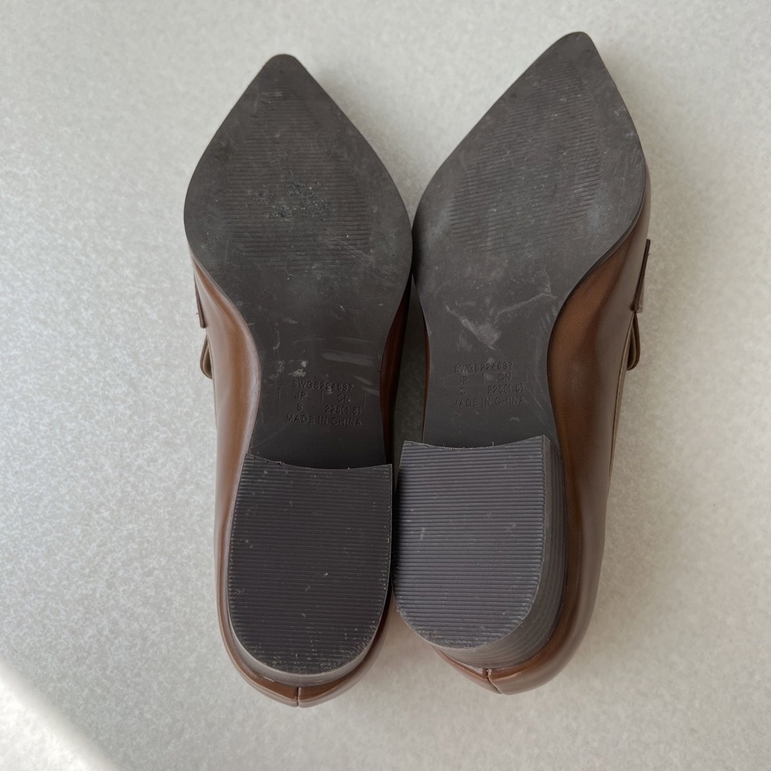 SNIDEL(スナイデル)のSNIDEL スナイデル 美品 22.5cm ポインテッドコインローファー レディースの靴/シューズ(ローファー/革靴)の商品写真