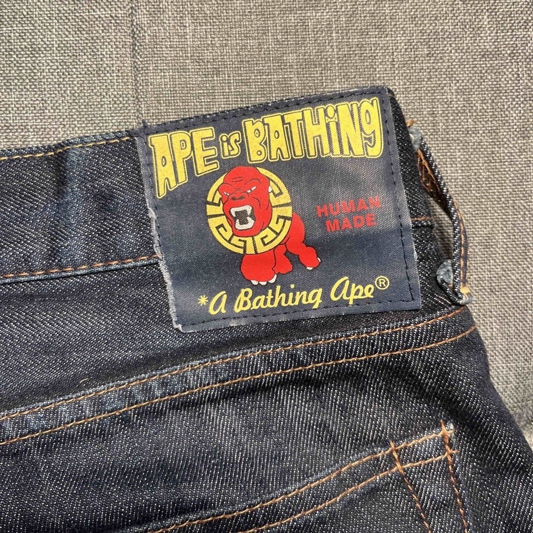 A BATHING APE(アベイシングエイプ)のエイプ 刺繍デニム　サイズ:メンズS メンズのパンツ(デニム/ジーンズ)の商品写真