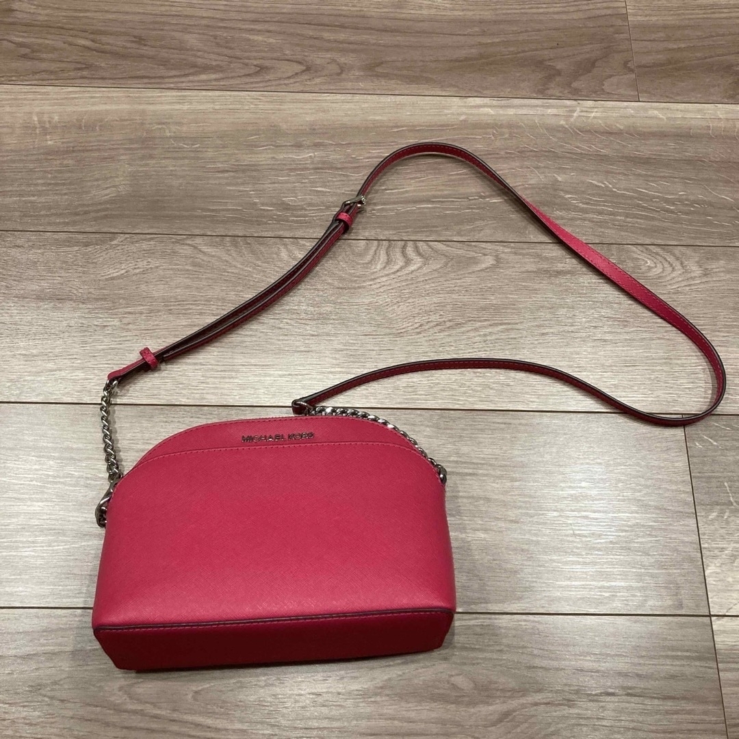 Michael Kors(マイケルコース)の★★と様専用★★  MICHAELKORS マイケルコース　ショルダーバッグ レディースのバッグ(ショルダーバッグ)の商品写真