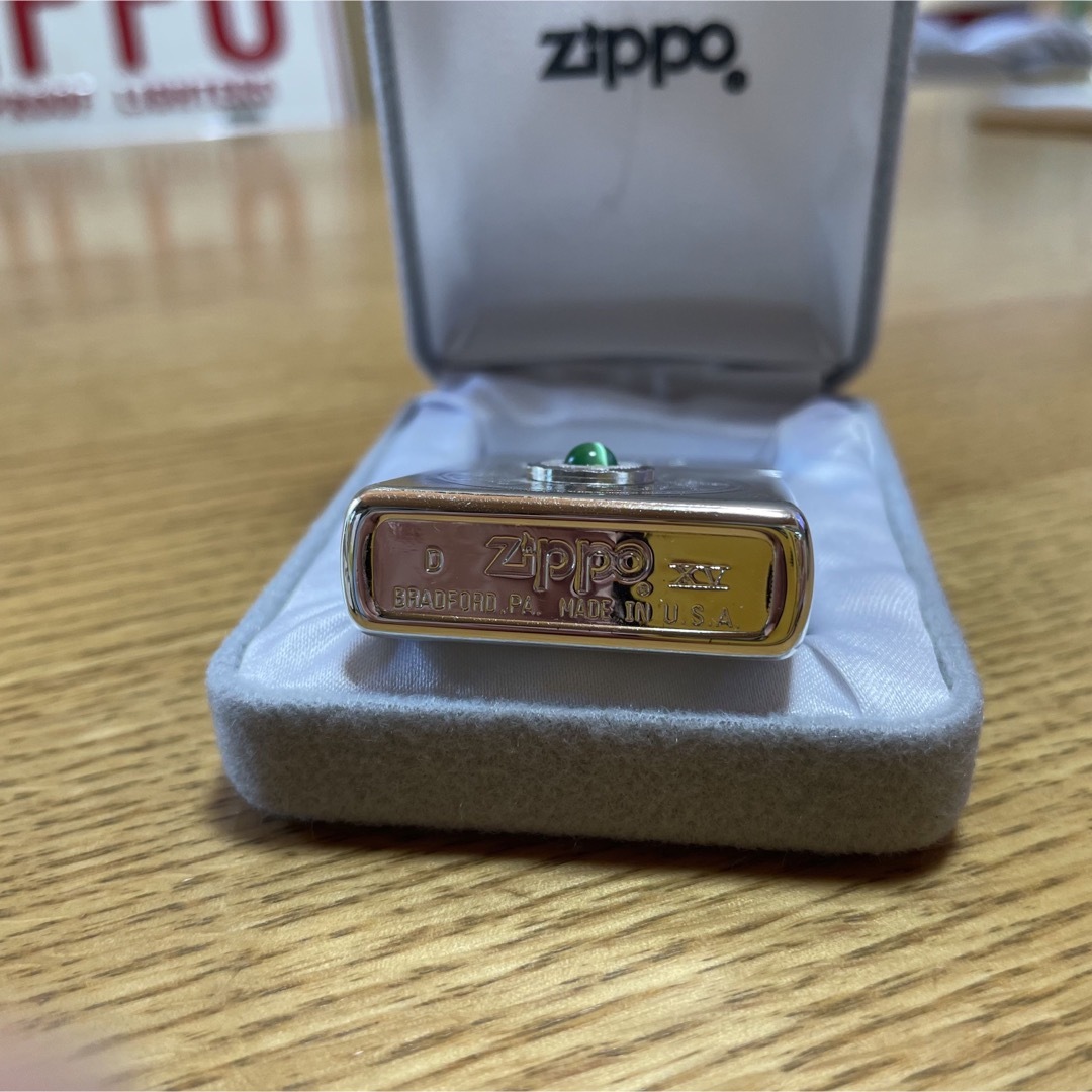 ZIPPO(ジッポー)の新品未使用　1999年12星座 天秤座 幸運色アップルグリーン ラッキーストーン メンズのファッション小物(タバコグッズ)の商品写真