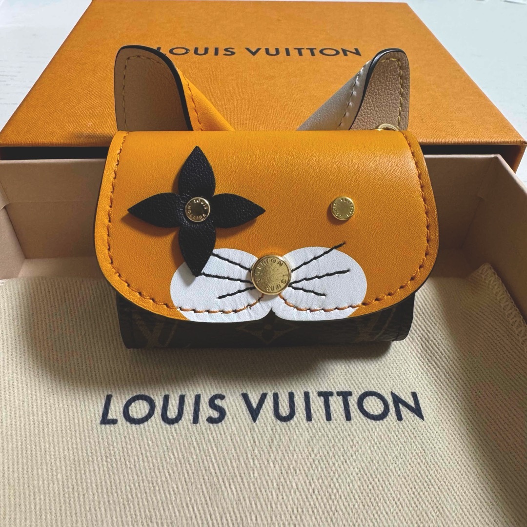 LOUIS VUITTON ルイヴィトン　キツネ　Airpodsケース チャーム