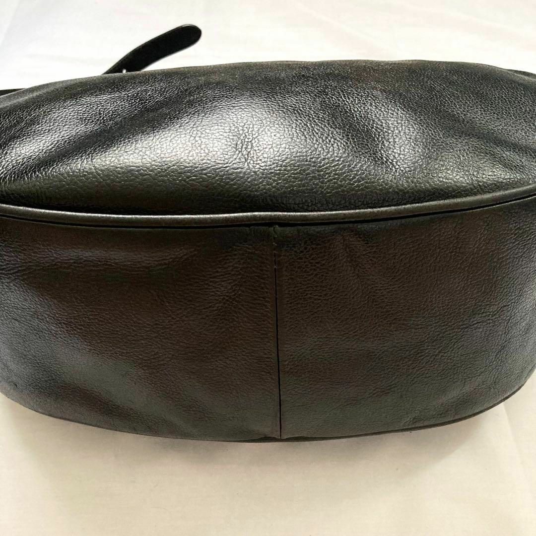 IL BISONTE - ✨美品✨ イルビゾンテ ショルダーバッグ レザー