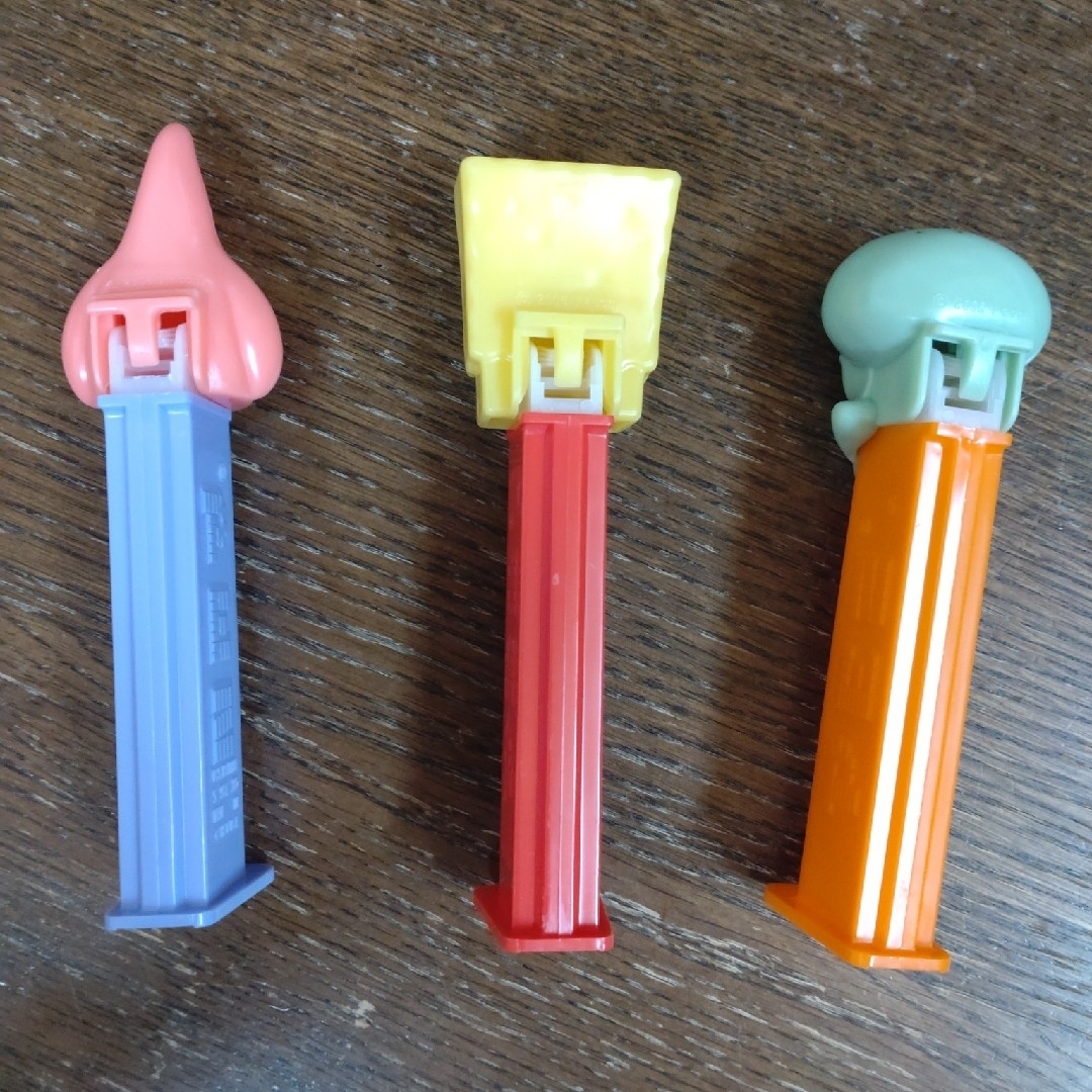 PEZ☆スポンジボブ エンタメ/ホビーのおもちゃ/ぬいぐるみ(キャラクターグッズ)の商品写真